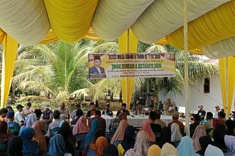 Anggota DPRD Langkat Jhon Binsar Ketaren, Reses di Dusun SidoMulyo Desa Suka Rakyat