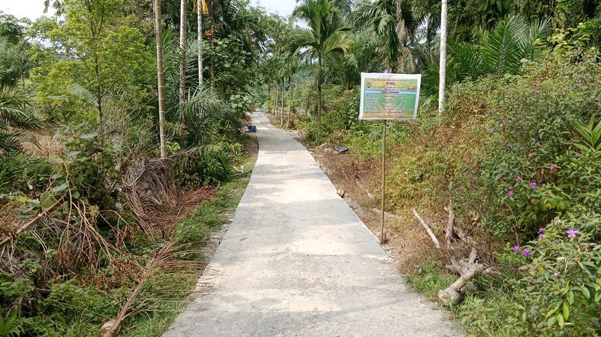 Pembangunan Rabat Beton, Dusun Sebatu 2024